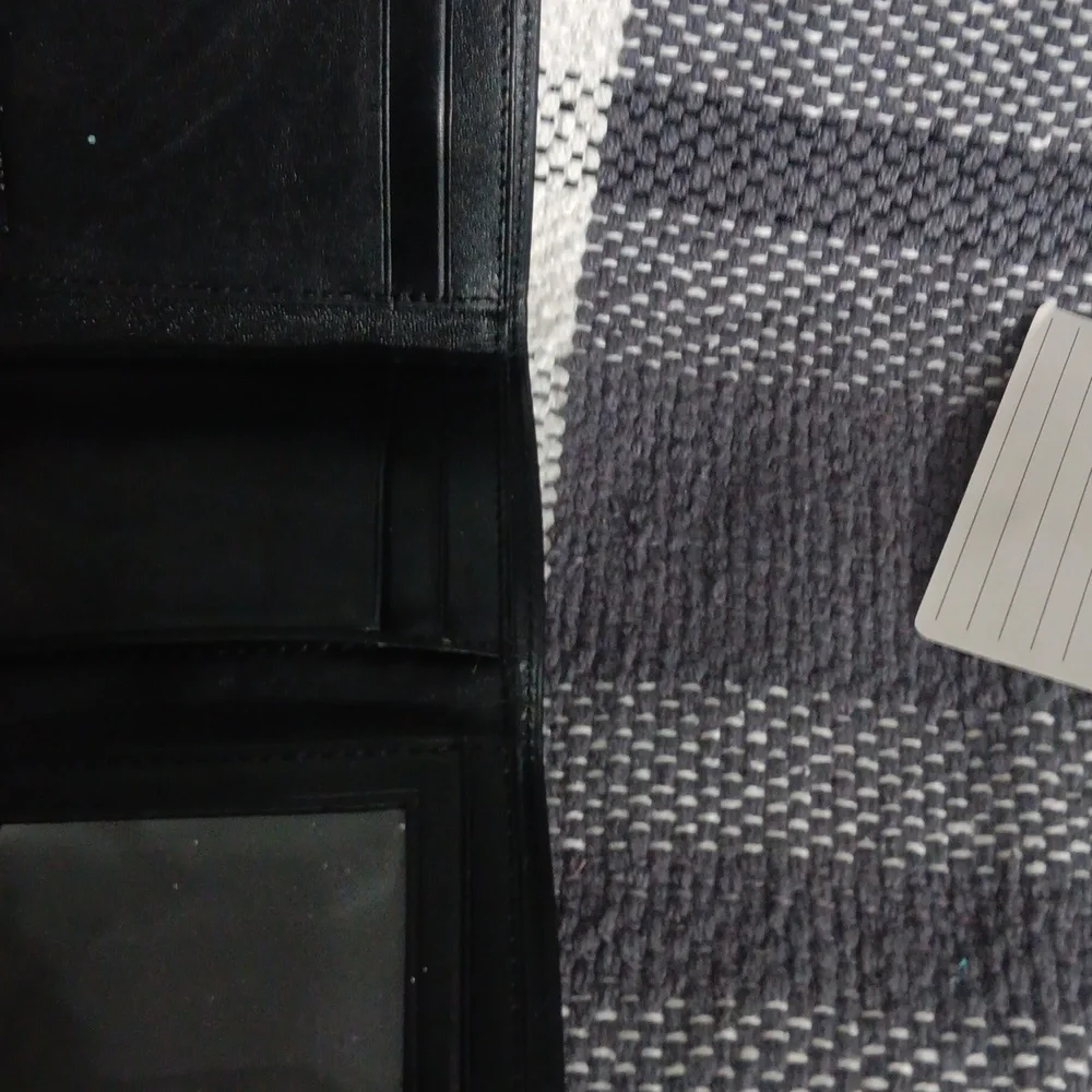 Perry Ellis - Picture 4 of 7